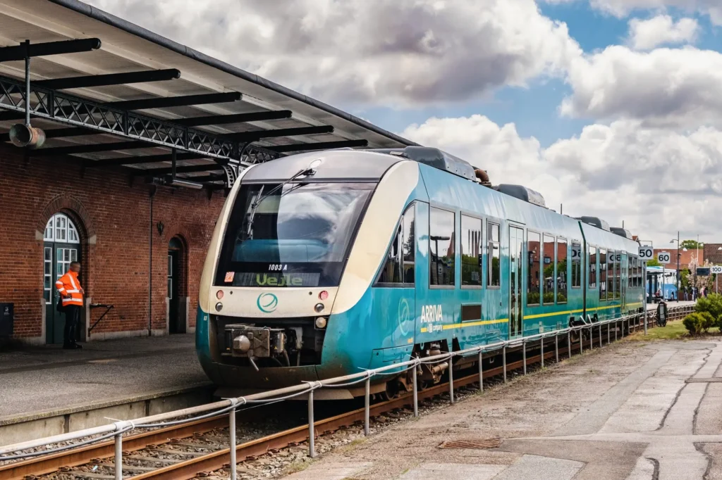 AR 2041 og 1003 på Holstebro Station © Konstantin Planinski