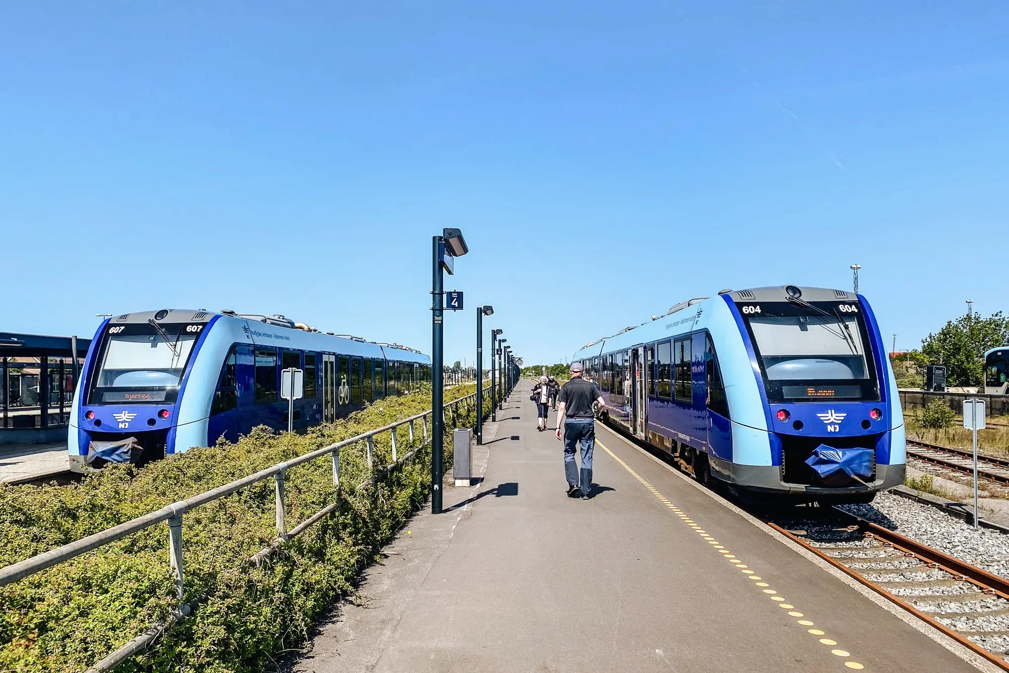 NJJ LM 604 og 607 ved Frederikshavn Station © Konstantin Planinski