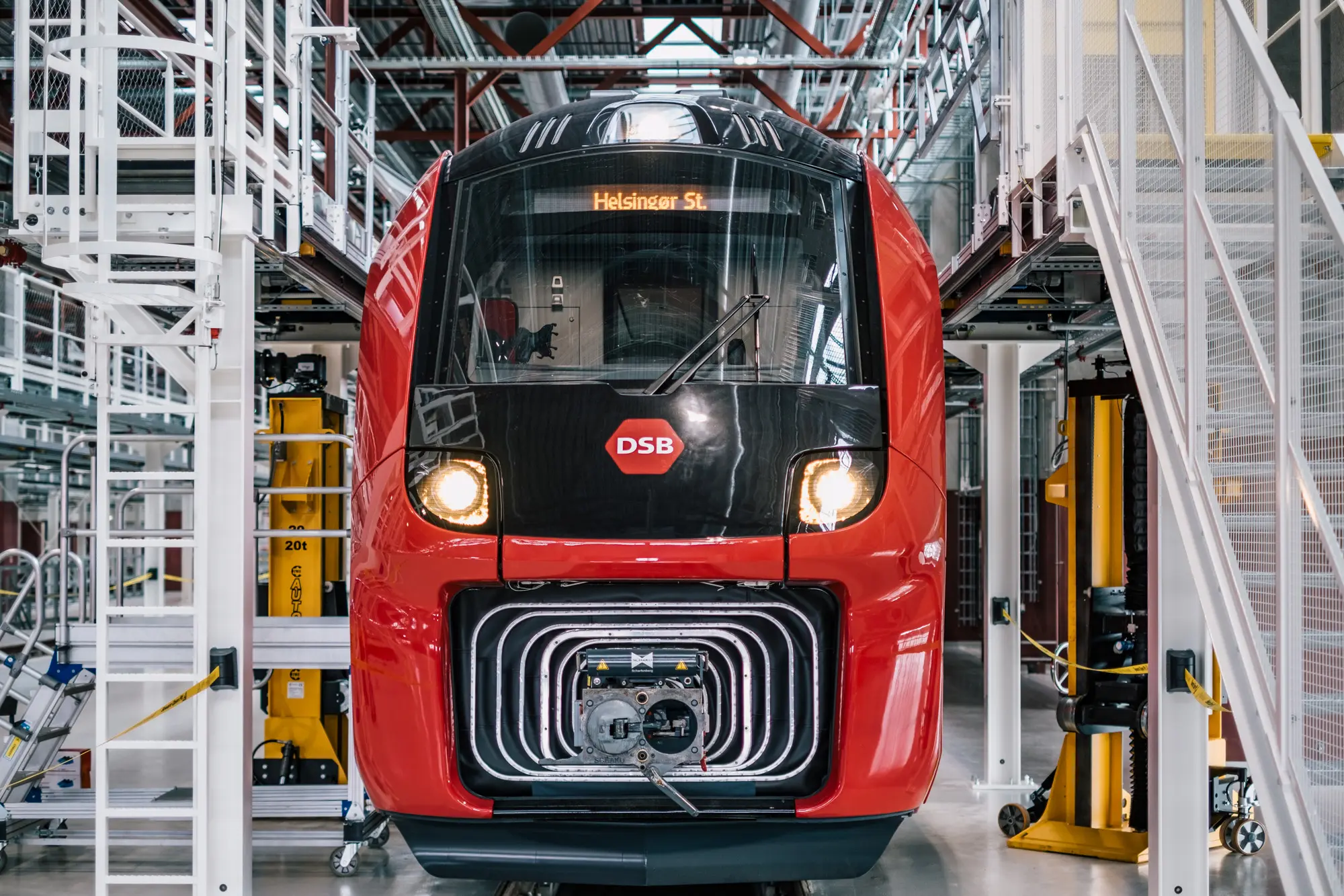 DSB IC5 set på Alstoms værksted i København © Konstantin Planinski